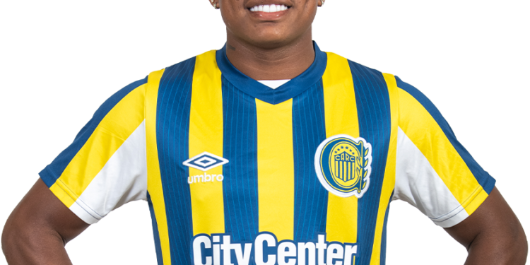 Campaz hace historia al marcar el primer gol mundialista de Rosario Central
