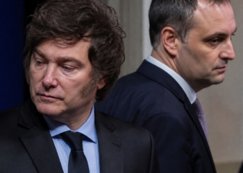 El dilema de Javier Milei frente al caso Manuel Adorni: actuar ahora o esperar la moción de censura