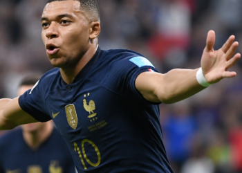 Mbappé imita a Messi: anotó un doblete y se igualó con Klose como el segundo máximo goleador del Mundial