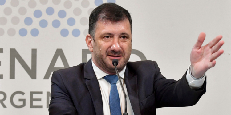 La Fiscalía de Paraguay solicita una pena de 26 meses de prisión para el exsenador Edgardo Kueider