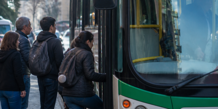 Incremento en el costo del boleto de colectivos en CABA y PBA a partir de agosto