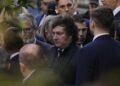 Ceremonia de la AMIA: el presidente Milei demandó acelerar el juicio ante jueces presentes