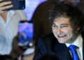 Javier Milei y sus medidas: la llegada de los futbolistas y la reestructuración del peronismo