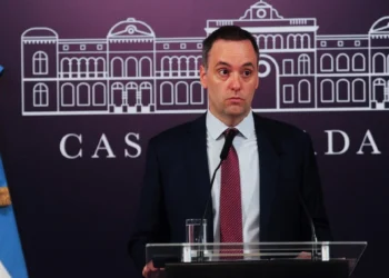 Dos funcionarios de la Vocería presidencial rinden declaración sobre compras para Manuel Adorni