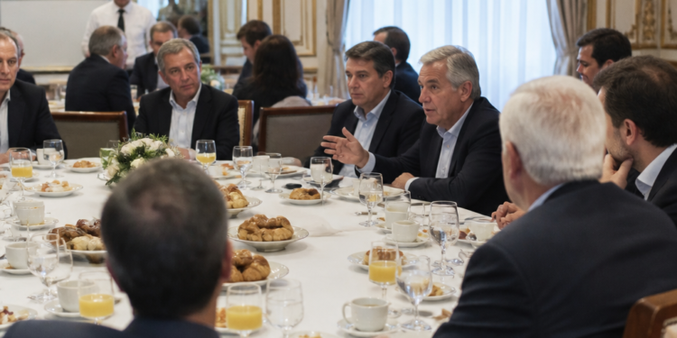 Desayuno exclusivo con empresarios: reflexiones sobre los retos del agronegocio argentino