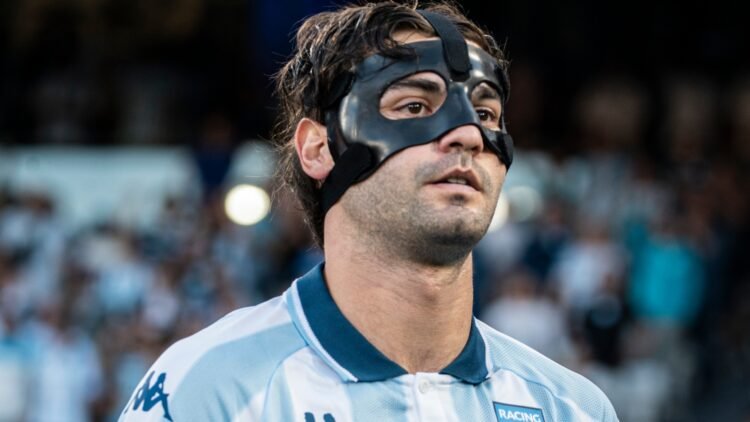 Racing decide apartar a Santiago Sosa y a otros jugadores del plantel