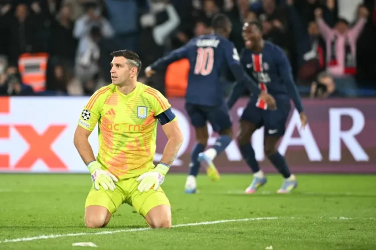 Causas de la ausencia de Dibu Martínez en la Supercopa de Europa frente al PSG