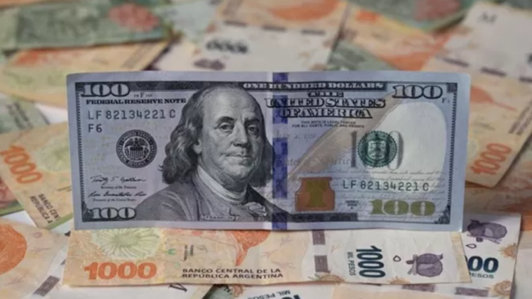 Tipo de cambio oficial y dólar tarjeta: cotizaciones al viernes 7 de agosto