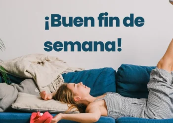El significado de preferir quedarse en casa durante el fin de semana, según la psicología