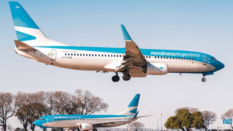 Argentina busca frenar en Estados Unidos un pago de casi US$400 millones por la expropiación de Aerolíneas