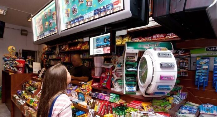 El cierre de 41.000 kioscos desde diciembre de 2023 refleja una crisis similar a la de 2001