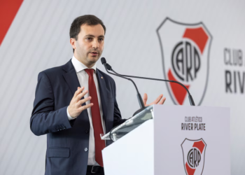 Stefano Di Carlo, presidente de River Plate, aclara la situación de las figuras apartadas: los casos pendientes