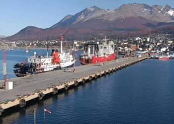 Tierra del Fuego cuestionó el amarre de un petrolero británico en Ushuaia