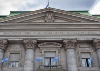 Disminución de tasas en pesos ante la volatilidad: recomendaciones de bonos por parte de expertos