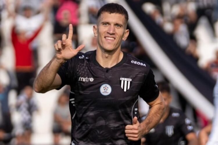 Gimnasia de Mendoza triunfa ante Independiente en el torneo Clausura