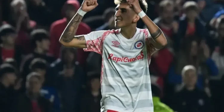 Alan Lescano se une a Vasco da Gama y continúa su carrera en Brasil