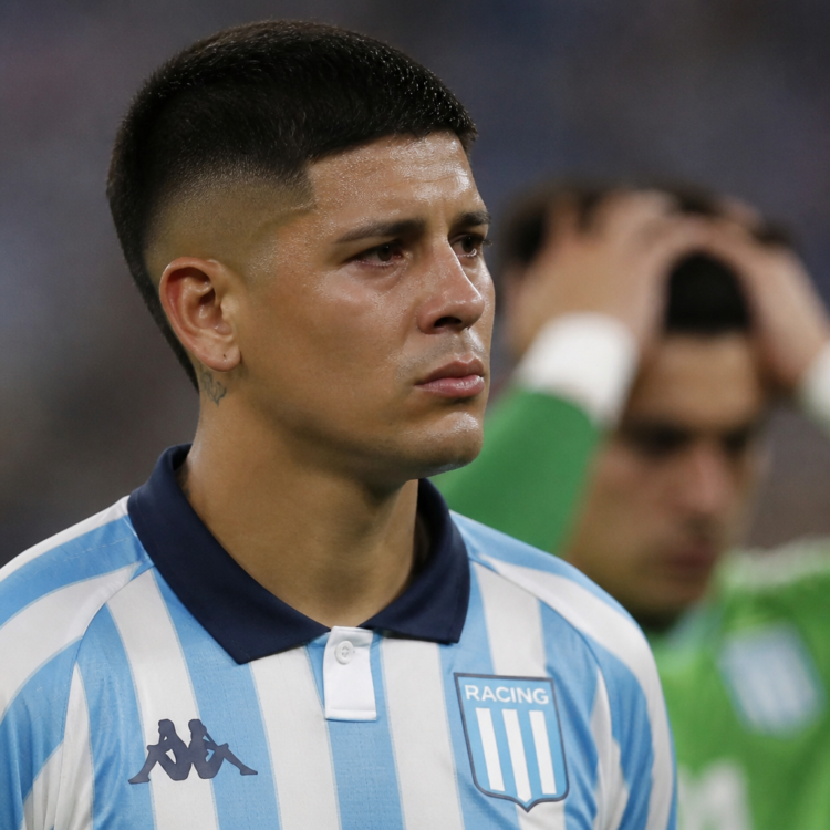 ¿Marcos Rojo retornará a Estudiantes tras la eliminación de Racing?