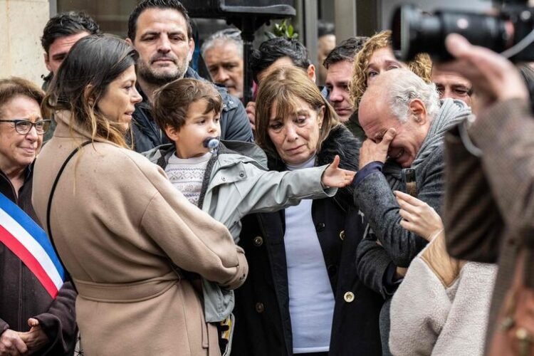 Juicio por el asesinato del ex Puma Aramburu: el emotivo gesto del abogado sorprende en la Corte