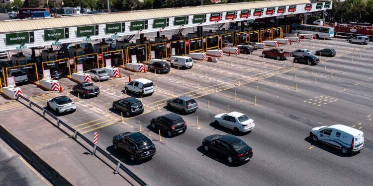 Peajes: cuánto pueden multar por no pagar en la Autopista Buenos Aires-La Plata