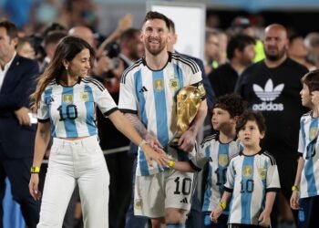 El emotivo mensaje de Antonela Roccuzzo a Lionel Messi tras su despedida de la Selección