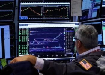El riesgo país supera los 500 puntos, pero las empresas argentinas siguen consiguiendo dólares a tasas más bajas