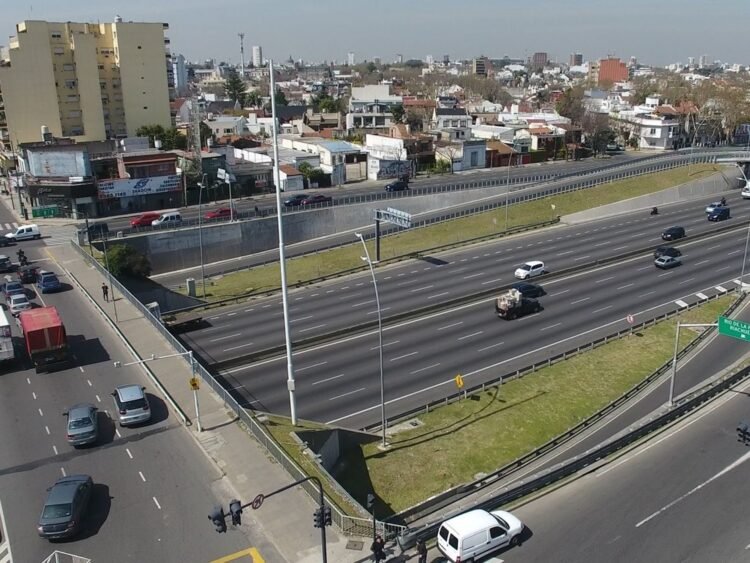 Ir en auto desde el Gran Buenos Aires a trabajar a CABA puede superar $1,4 millones por mes