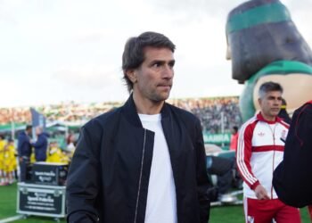 Ponzio enfrenta su primer clásico como entrenador de River y las decisiones estratégicas que deberá afrontar