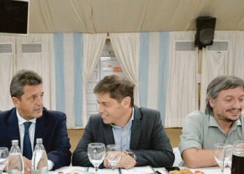 Kicillof, Massa y Máximo Kirchner se reunieron para debatir las PASO y el Presupuesto 2027