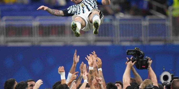 Los obsequios del plantel de Benín a Lionel Messi y su significado