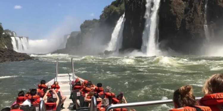 Se reabren las Cataratas del Iguazú tras una histórica crecida: fechas y detalles