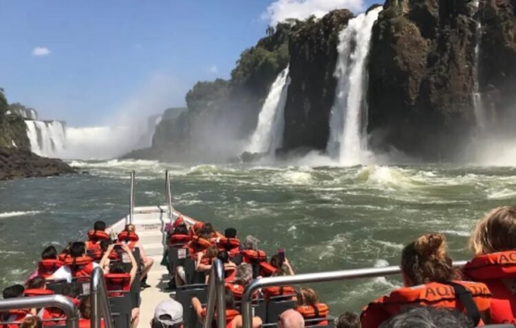 Se reabren las Cataratas del Iguazú tras una histórica crecida: fechas y detalles