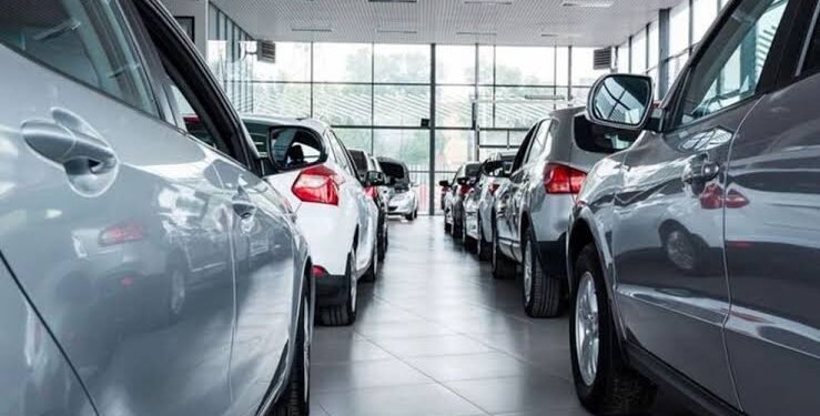El patentamiento de autos subió 10,7% en septiembre, pero acumuló una caída del 13% en el año