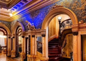 San Luis vuelve a subastar su histórico palacio en Recoleta y Abdala promete recuperarlo si llega a la gobernación