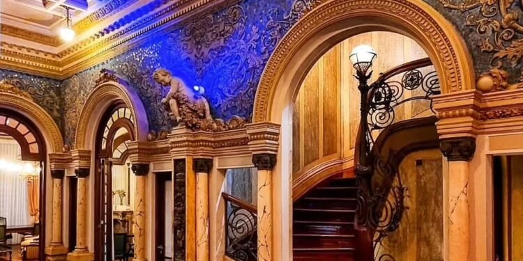 San Luis vuelve a subastar su histórico palacio en Recoleta y Abdala promete recuperarlo si llega a la gobernación
