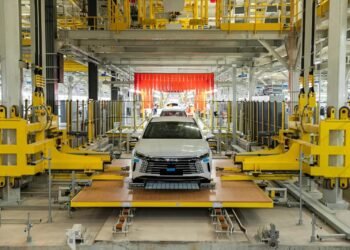 Vaca Narvaja propone una estrategia industrial argentina ante el auge de la automoción eléctrica china