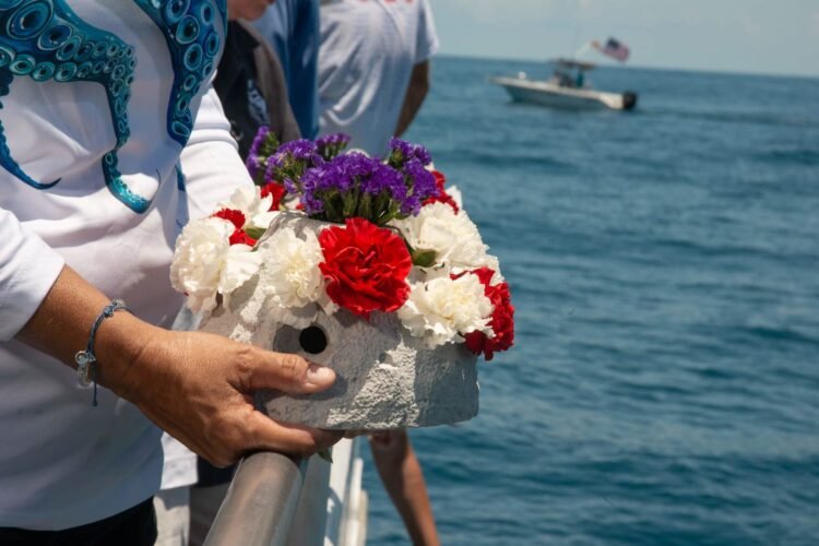 El deseo de un hombre de descansar bajo el mar dio origen a arrecifes elegidos por más de 3000 familias