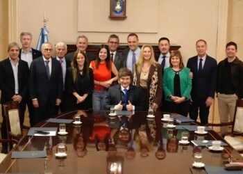 Milei retoma encuentros con el Gabinete para discutir la agenda legislativa y las elecciones en Brasil